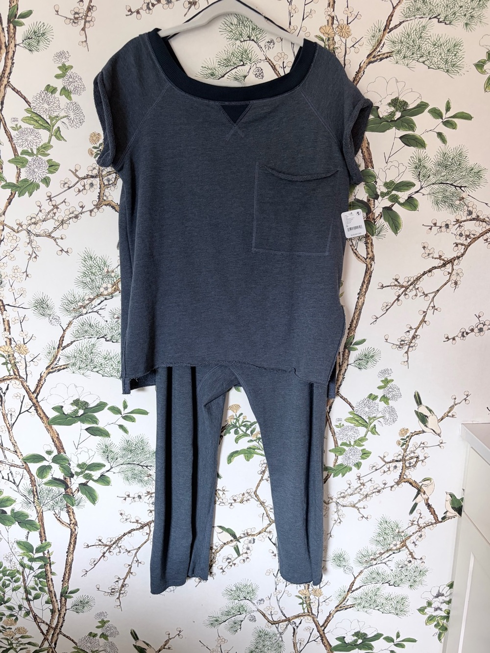 Free People Movement One To Beat Set midnight navy S M MSRP $128 NWT - Picture 2 of 15